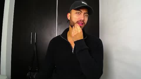Snapshot of claybrown_ chatting on 06.17.26 Clay online show from 06.17.26
