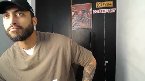 Snapshot of claybrown_ chatting on 07.01.26 Clay online show from 07.01.26