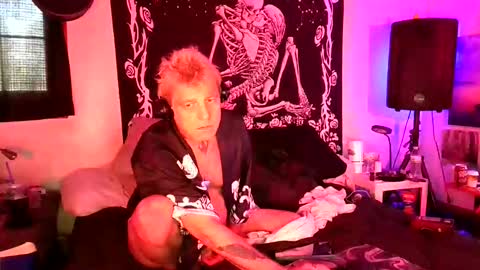 Snapshot of cleanhole4you chatting on 04.04.26 cleanhole4you online show from 04.04.26