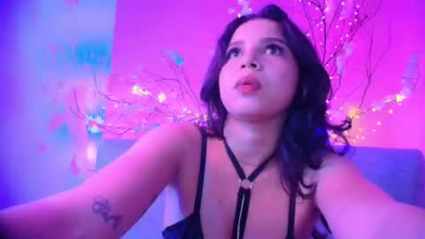 Snapshot of cleo_sexy1 chatting on 10.23.25 cleo_sexy1 online show from 10.23.25