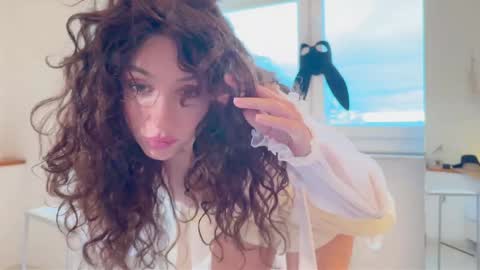 cleopatra_sinns online show from 11.23.25