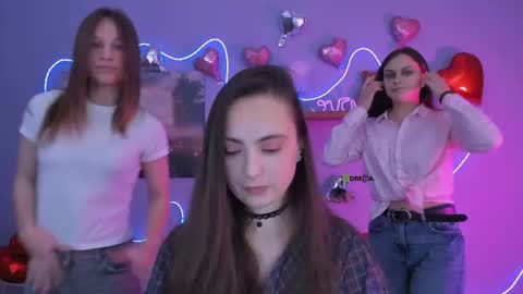 Snapshot of clery_abyss chatting on 02.18.26 clery_abyss online show from 02.18.26