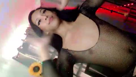 Snapshot of clinalynxx chatting on 11.24.25 clinalynxx online show from 11.24.25