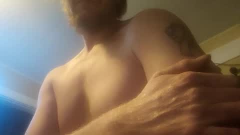 Snapshot of clintontaurus5189 chatting on 11.24.25 clintontaurus5189 online show from 11.24.25