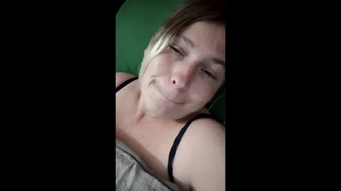 Syl  online show from 12.18.25