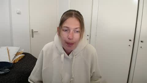 Syl  online show from 03.29.26