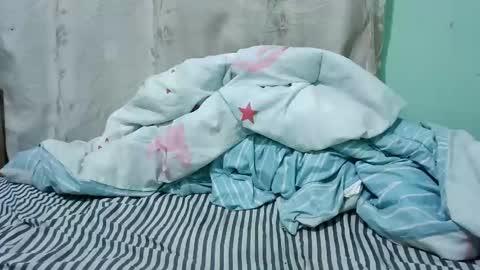 Snapshot of clity_creamer chatting on 10.27.25 clity_creamer online show from 10.27.25