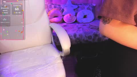 Cloe  online show from 12.16.24