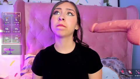 Cloe  online show from 01.12.25