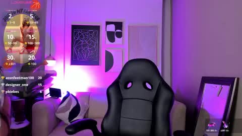 Cloe  online show from 09.17.25