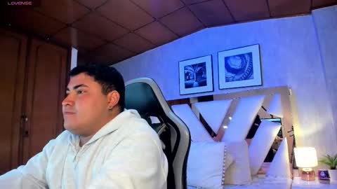 Cloe x Billy online show from 11.29.25