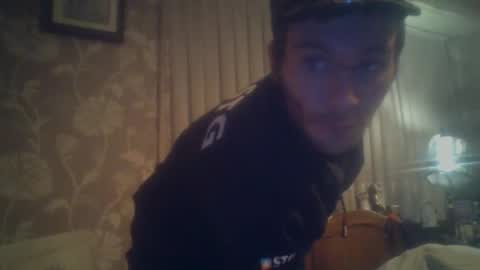 clouds_rider999 online show from 02.12.25