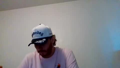 Snapshot of cloudyydayzz chatting on 04.07.26 tallhungandcloudy online show from 04.07.26