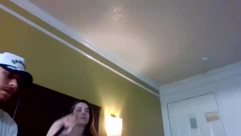 Snapshot of cloudyydayzz chatting on 04.21.26 tallhungandcloudy online show from 04.21.26