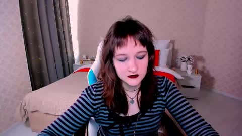  Clover  follow me  online show from 03.10.25