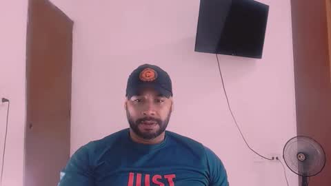 Snapshot of cloverblack18 chatting on 01.15.26 erick online show from 01.15.26