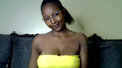 Snapshot of cocobaby_ chatting on 07.19.26 Coco online show from 07.19.26