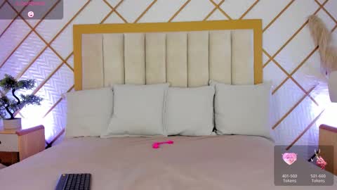    online show from 10.18.25