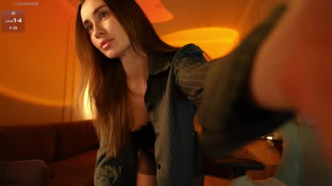 Anna online show from 04.02.26