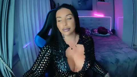 Snapshot of cokeyspeed69 chatting on 09.09.25 Ur goddess Nikki online show from 09.09.25