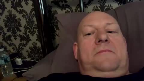 Snapshot of col4nows chatting on 03.02.25 col4nows online show from 03.02.25