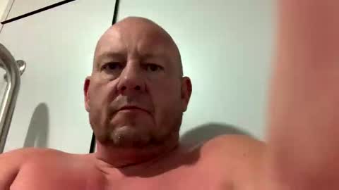 Snapshot of col4nows chatting on 09.11.25 col4nows online show from 09.11.25