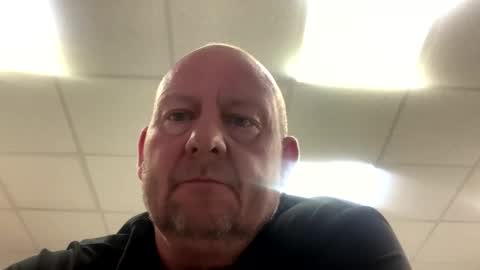 Snapshot of col4nows chatting on 09.12.25 col4nows online show from 09.12.25