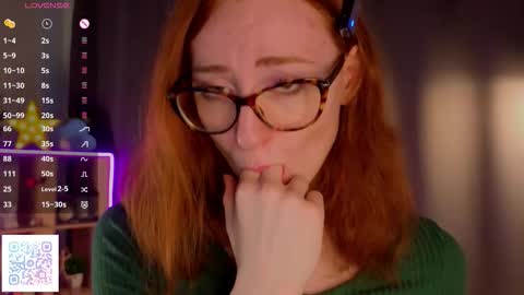 Snapshot of colbyrivenbark chatting on 10.21.25 Janet online show from 10.21.25