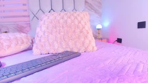 colett online show from 11.28.25