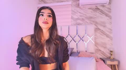 colett online show from 04.06.26