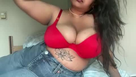 Snapshot of coll3gegirl chatting on 05.17.26 coll3gegirl online show from 05.17.26