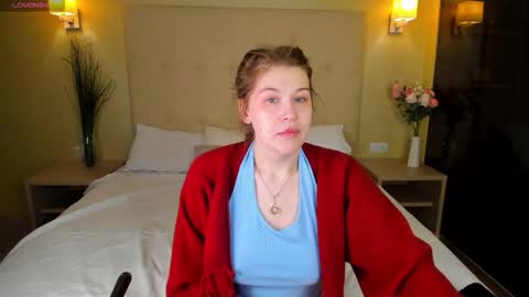 Collen Mon Tue Wed Thu Fri GMT 3 0300am - 0900am  online show from 11.29.25