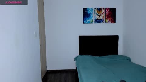 college_muscle_ass online show from 01.12.26