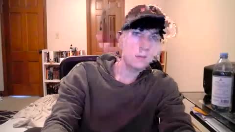 Snapshot of collegeboy697 chatting on 06.10.26 collegeboy697 online show from 06.10.26