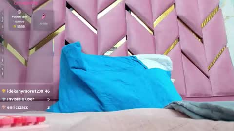  MEGAN  online show from 11.10.25