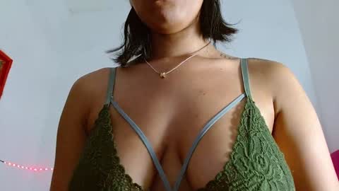  Nahomi  online show from 01.08.25