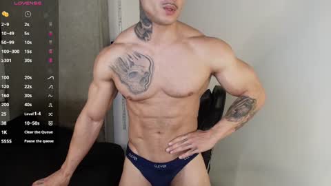 Snapshot of colombianmuscle8 chatting on 07.14.26 colombianmuscle8 online show from 07.14.26