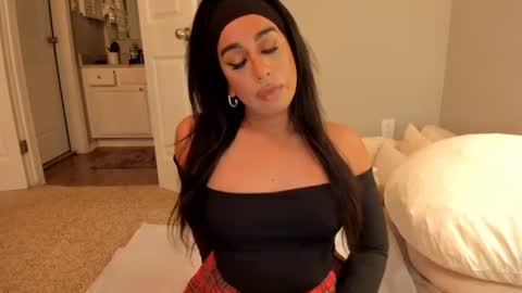    ........ Instagram  Lorysexys online show from 06.10.26