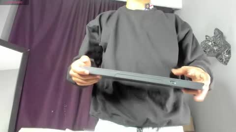 colstorw_ online show from 12.17.25