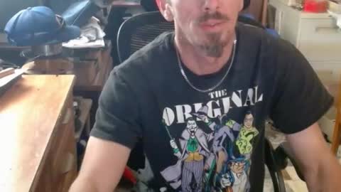 Nelson or ComicKing and sometime Peachy143 online show from 02.21.25