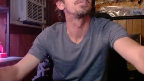 Nelson or ComicKing and sometime Peachy143 online show from 02.12.26