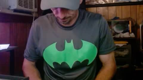 Nelson or ComicKing and sometime Peachy143 online show from 04.13.26