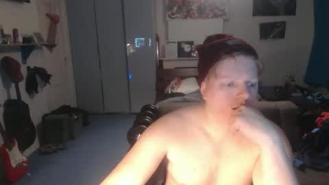 Snapshot of command224 chatting on 02.08.26 tell me what to do online show from 02.08.26