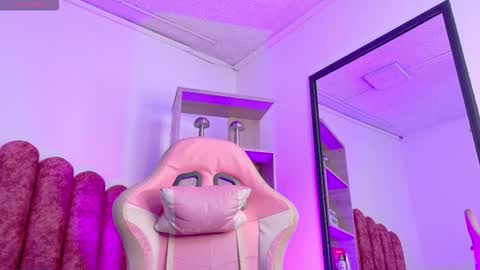 conejita_420_ online show from 12.19.25