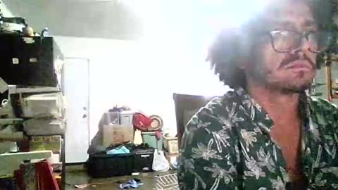 Snapshot of conejoescondido chatting on 11.08.25 conejoescondido online show from 11.08.25