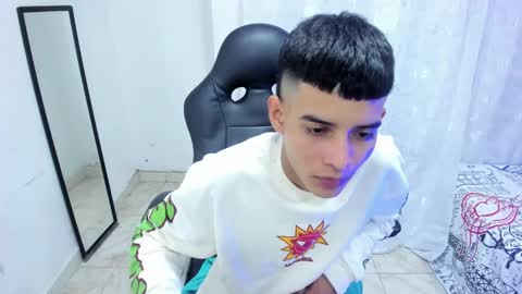 Snapshot of coney_boy chatting on 03.09.25 Coney online show from 03.09.25