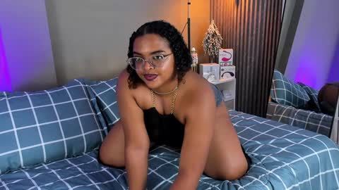 conielaurenth online show from 12.27.24