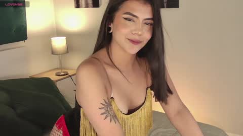 Snapshot of connie_haze chatting on 02.08.25 Connie online show from 02.08.25