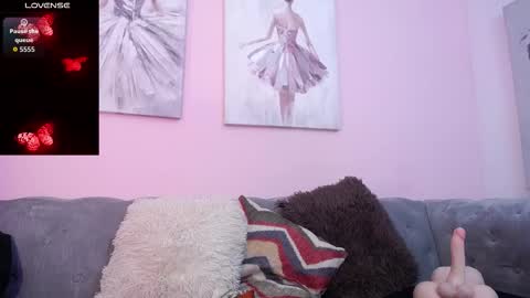 Snapshot of connie_haze chatting on 11.18.25 Connie online show from 11.18.25