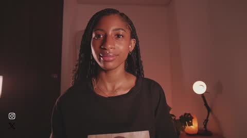 Snapshot of connie_west0 chatting on 12.14.24 independent model online show from 12.14.24